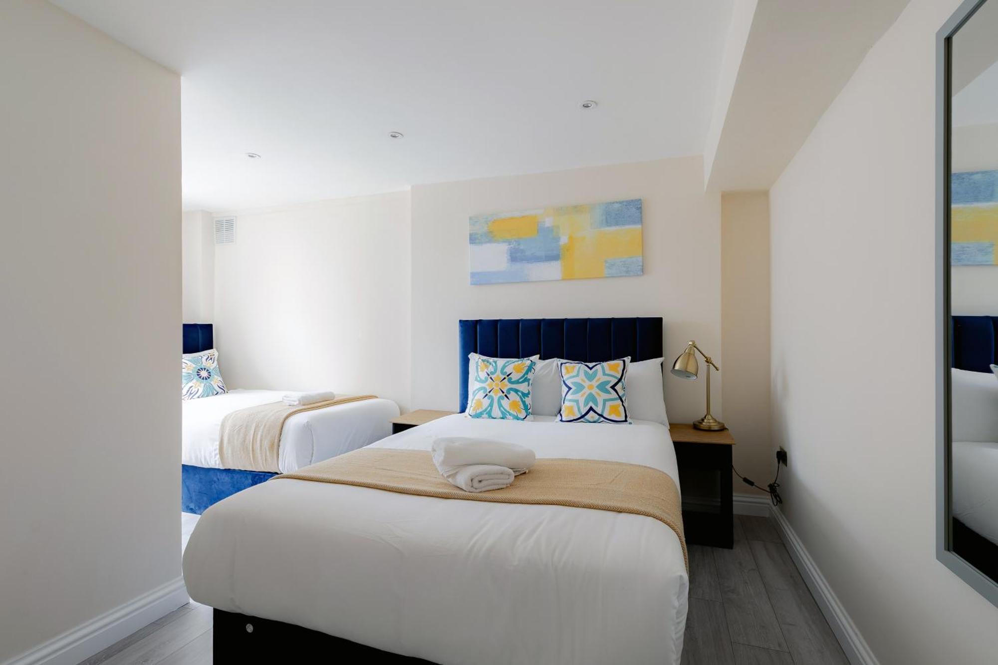Two Bedroom Apartment Near Hyde Park And Oxford Street Londra Esterno foto
